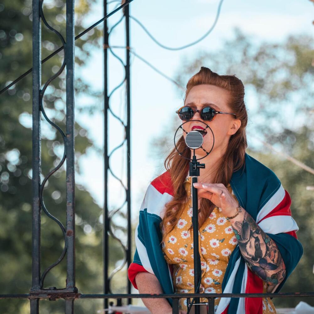 Burghley_sounds-of-the-40s